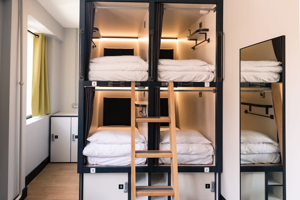 Latroupe Jacobs Inn 4