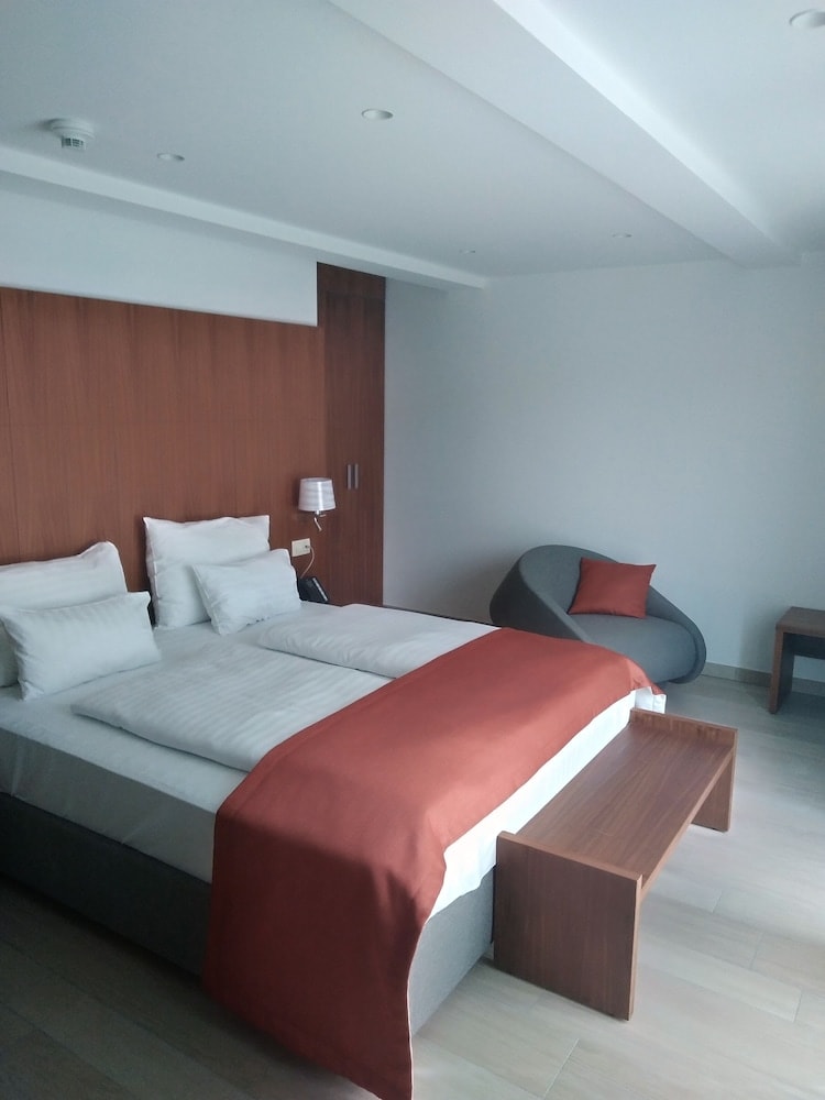 Aparthotel Miramare 5