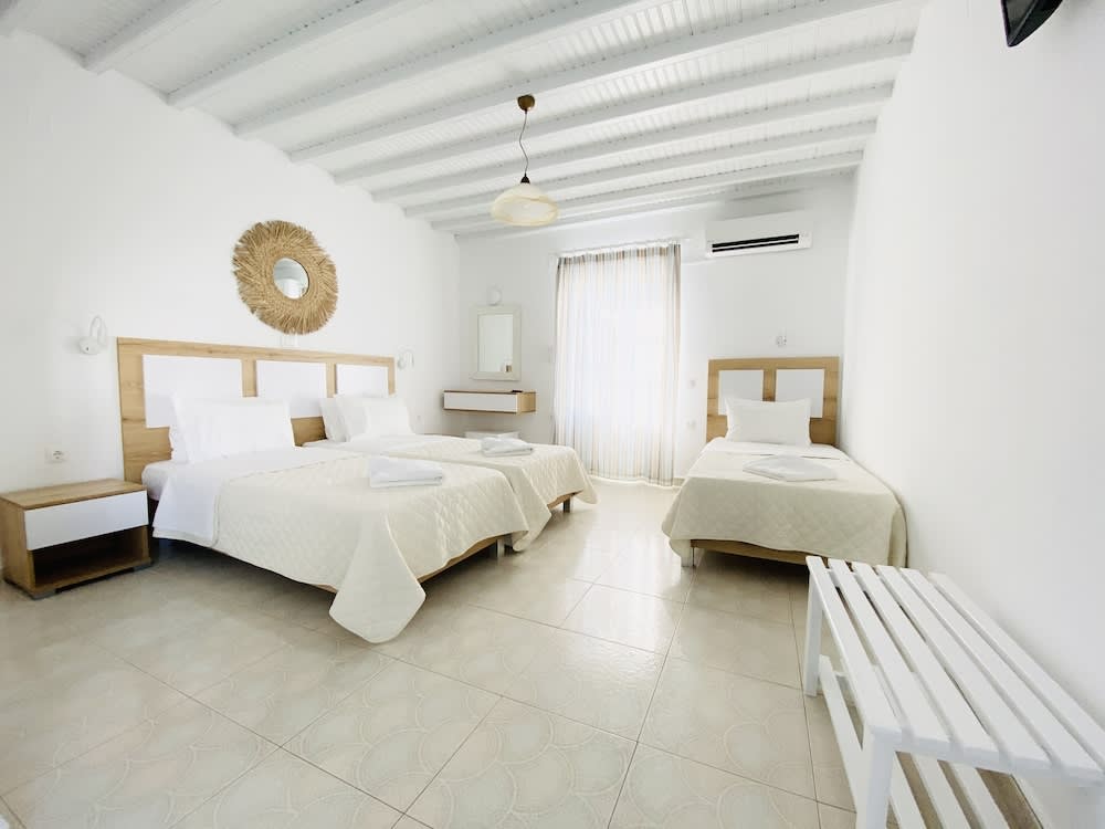 Cyclades Blue 2