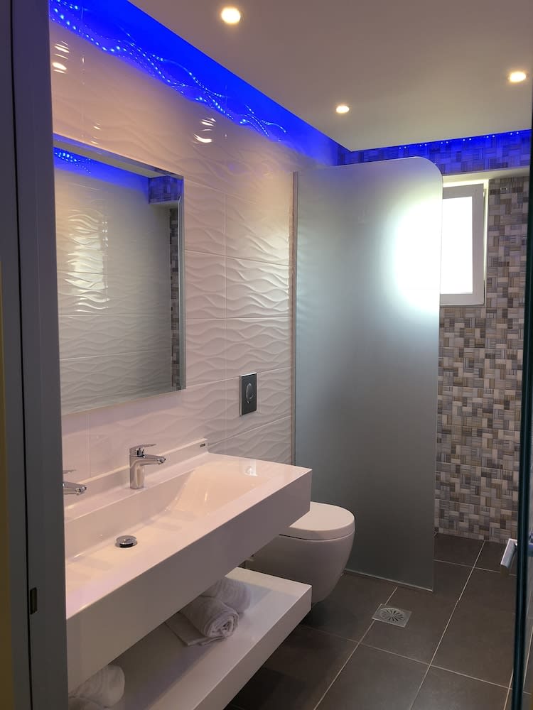 Elpida Beach Studios 5