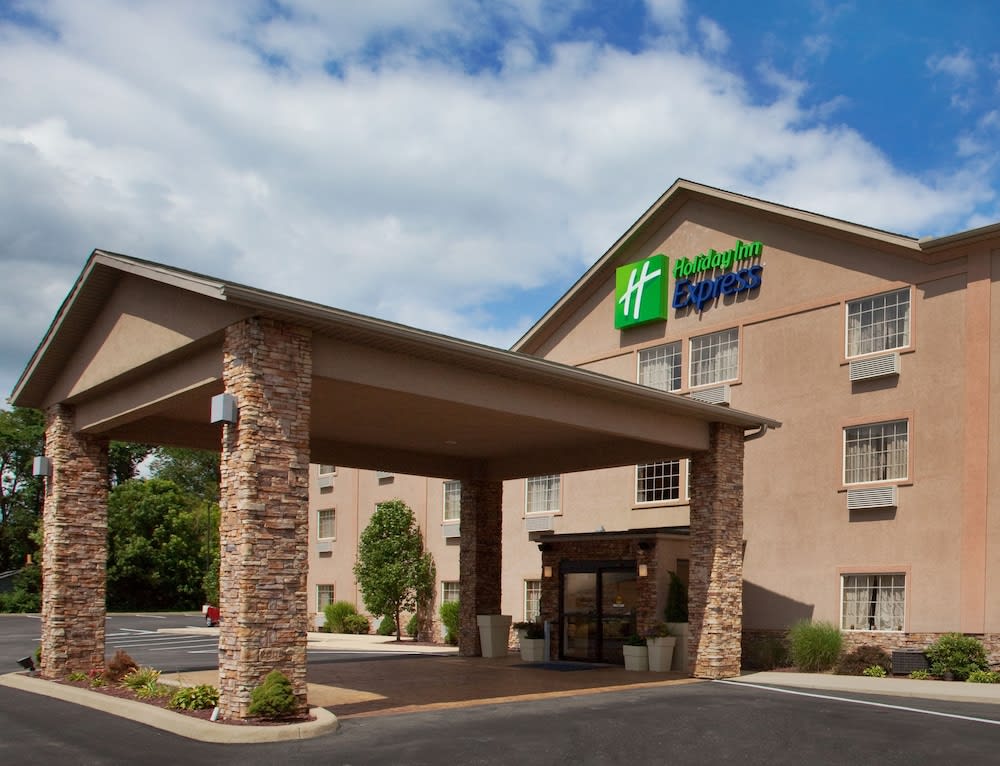 Holiday Inn Express MT. PLEASANT - SCOTTDALE by IHG 1