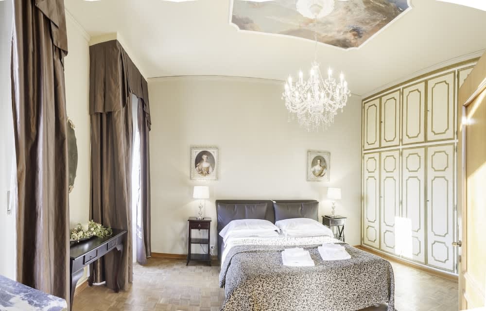 Rialto Canal View With Terrace and Balcony by Wonderful Italy 5