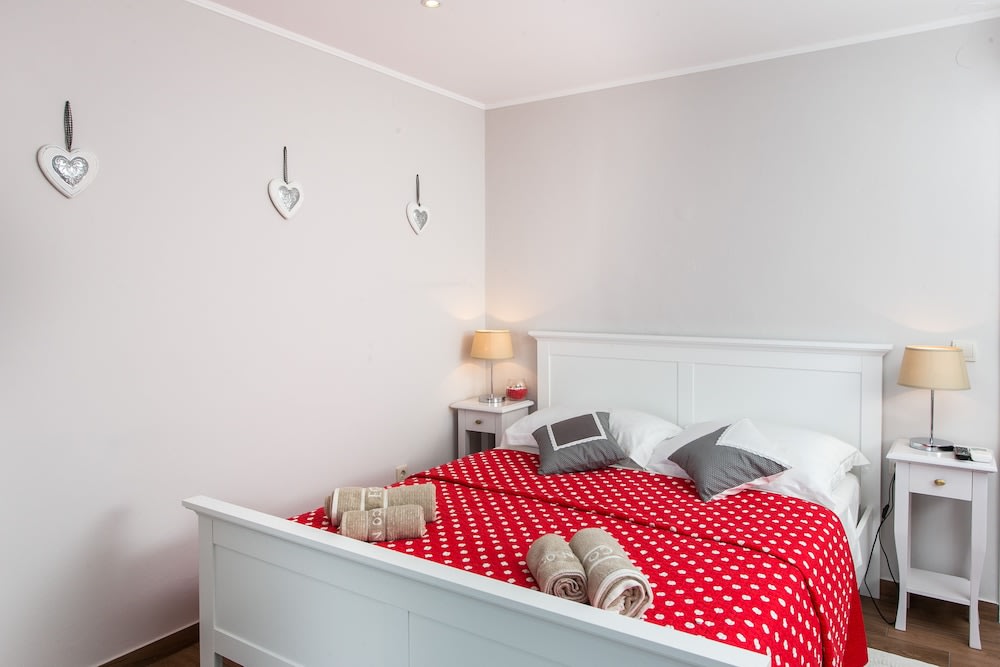 Apartments Villa Mirjana 5