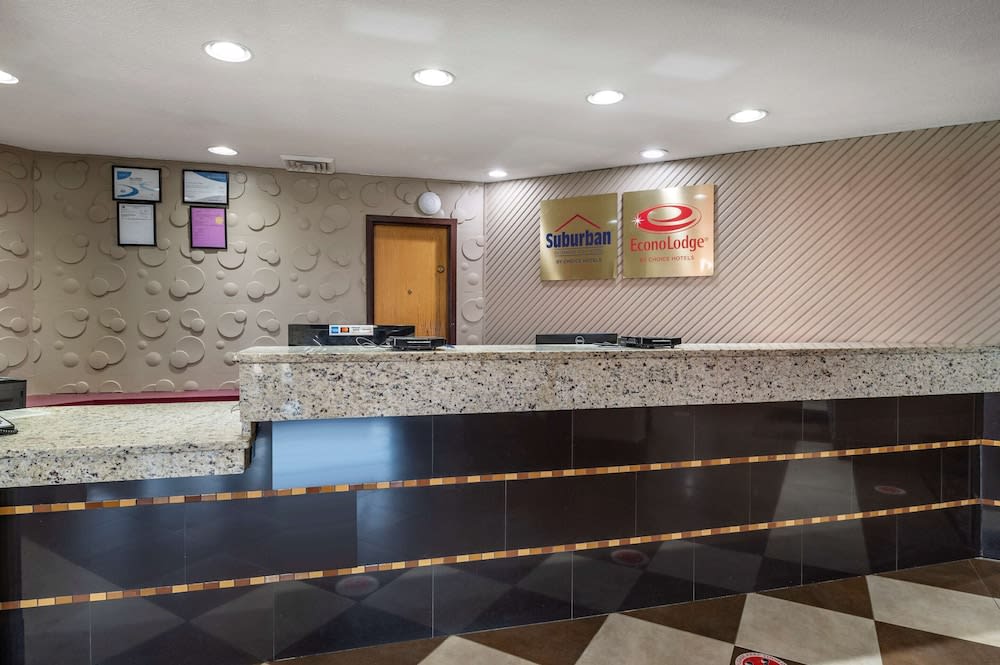 Econo Lodge Lafayette near University 2