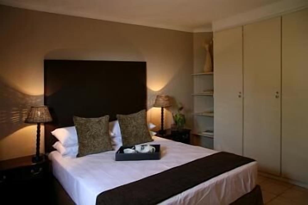 Edelweiss Corporate Guest House 5