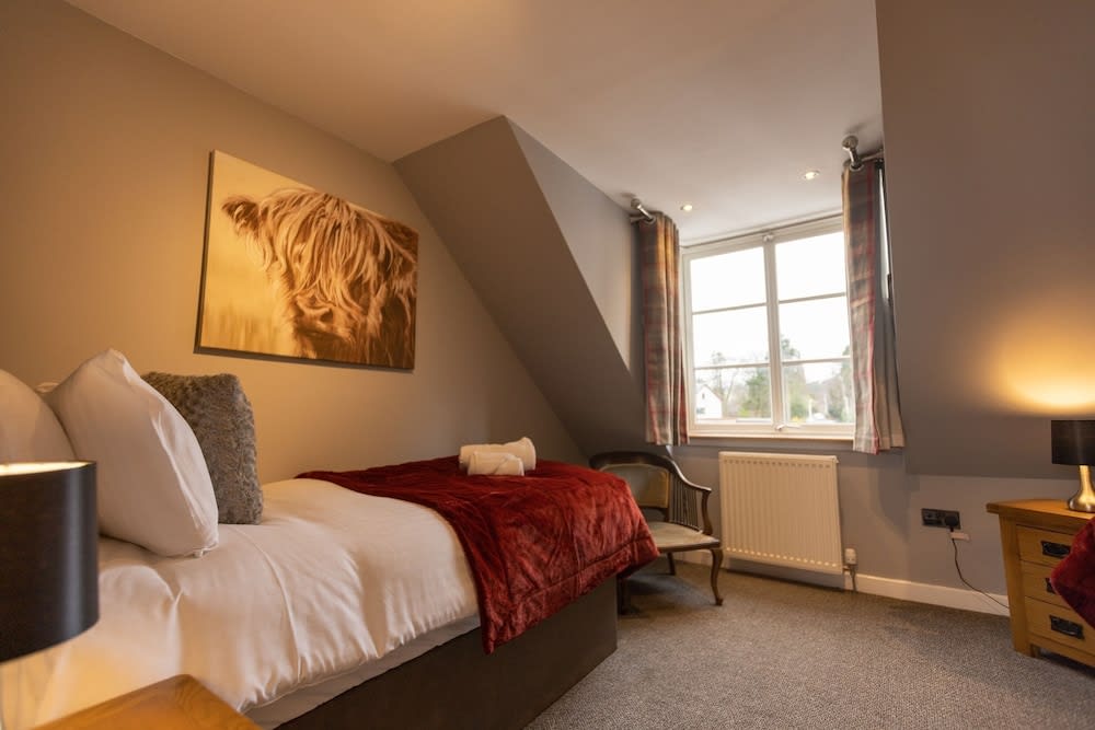 The Tower Gastro Pub & Apartments 5