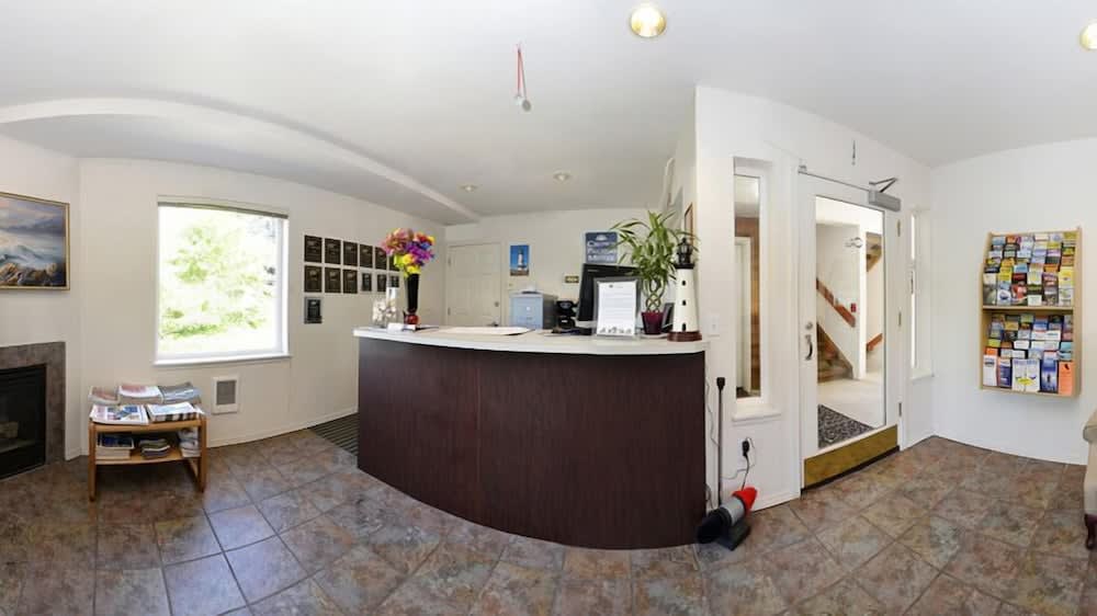 Travelodge by Wyndham Depoe Bay 3