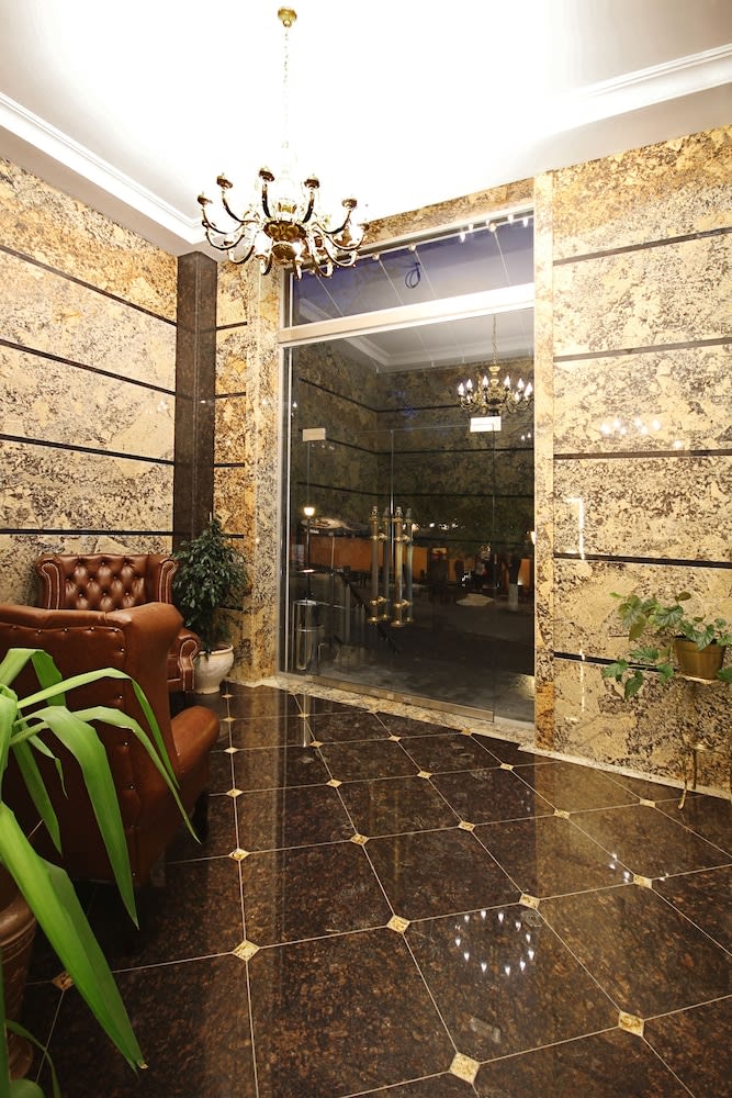 City Park Hotel 2