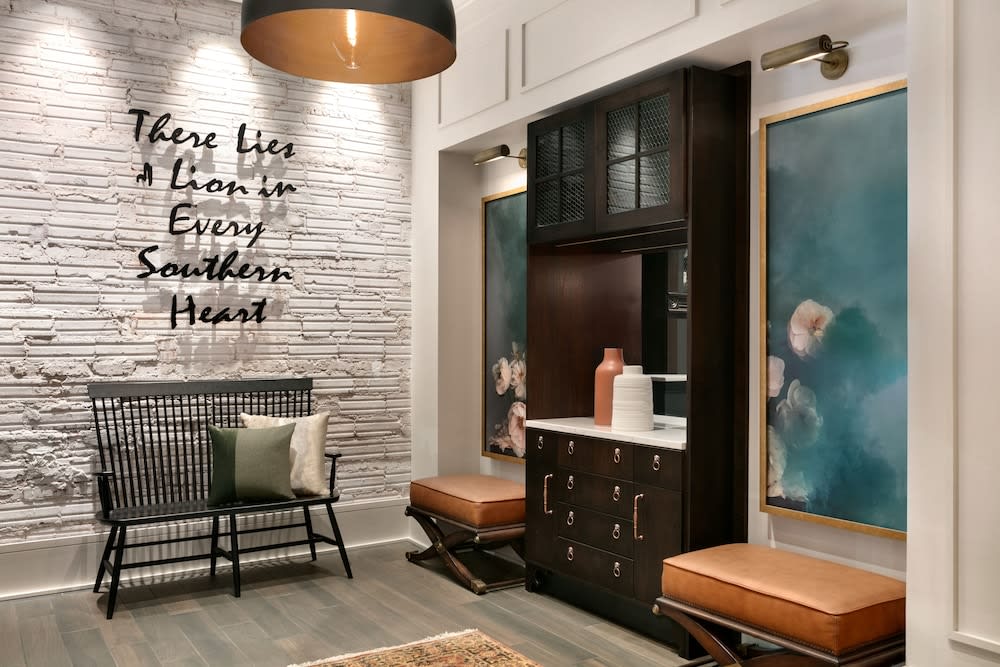 Glenn Hotel, Autograph Collection 2