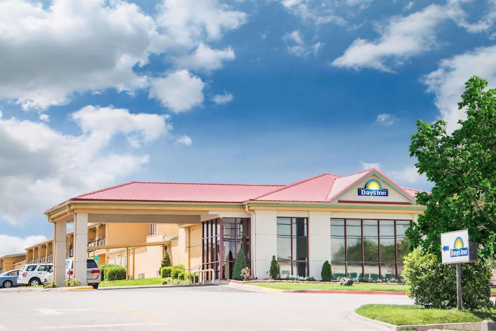 Days Inn by Wyndham Joplin 1