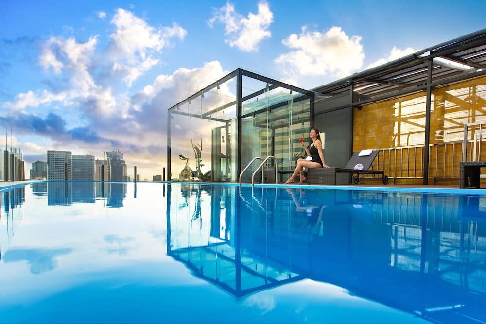 Bay Hotel Ho Chi Minh 1