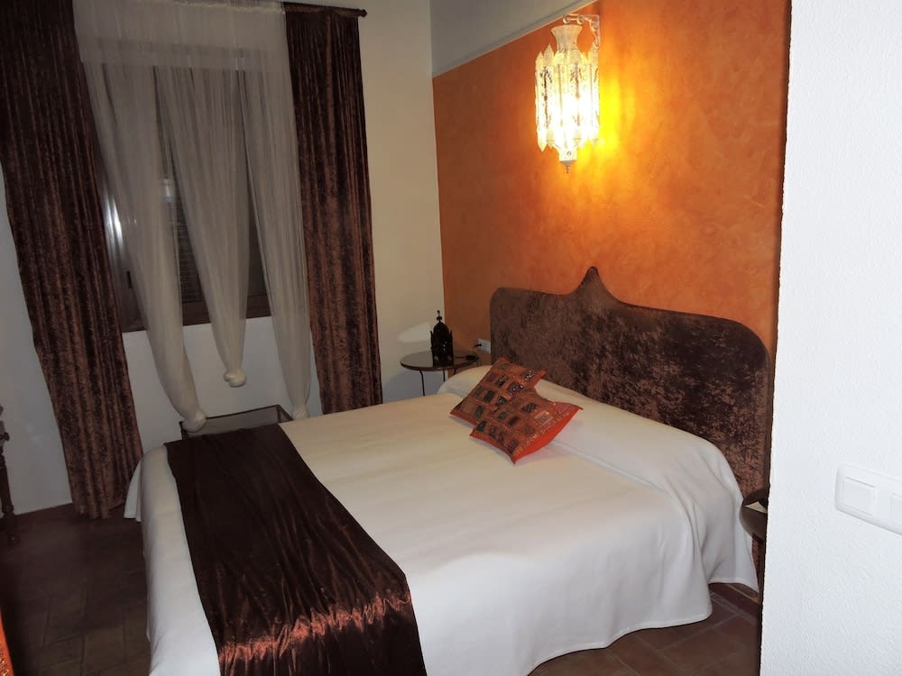 Hotel La Fonda del Califa 1
