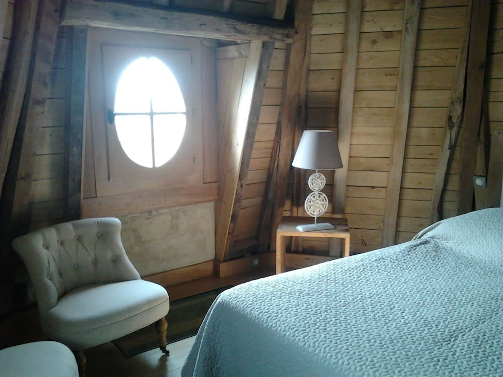 Château de Perreux, The Originals Collection 3