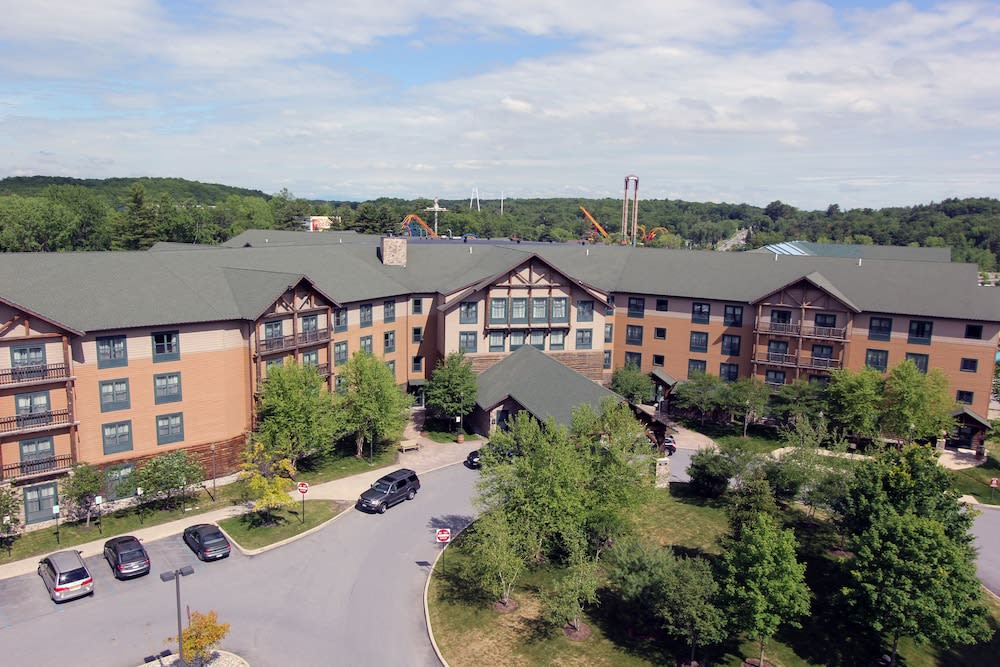 Six Flags Great Escape Lodge & Indoor Waterpark 1