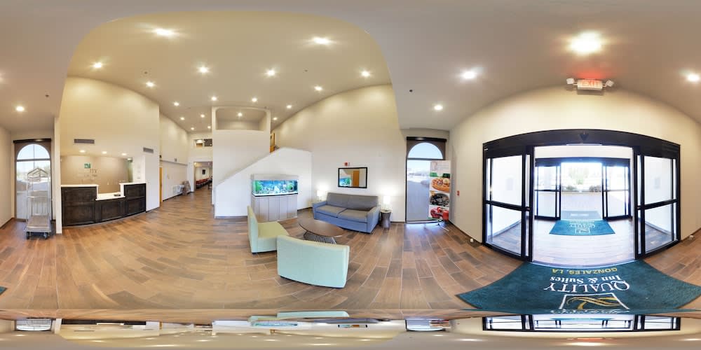 Quality Inn & Suites Near Tanger Outlet Mall 1