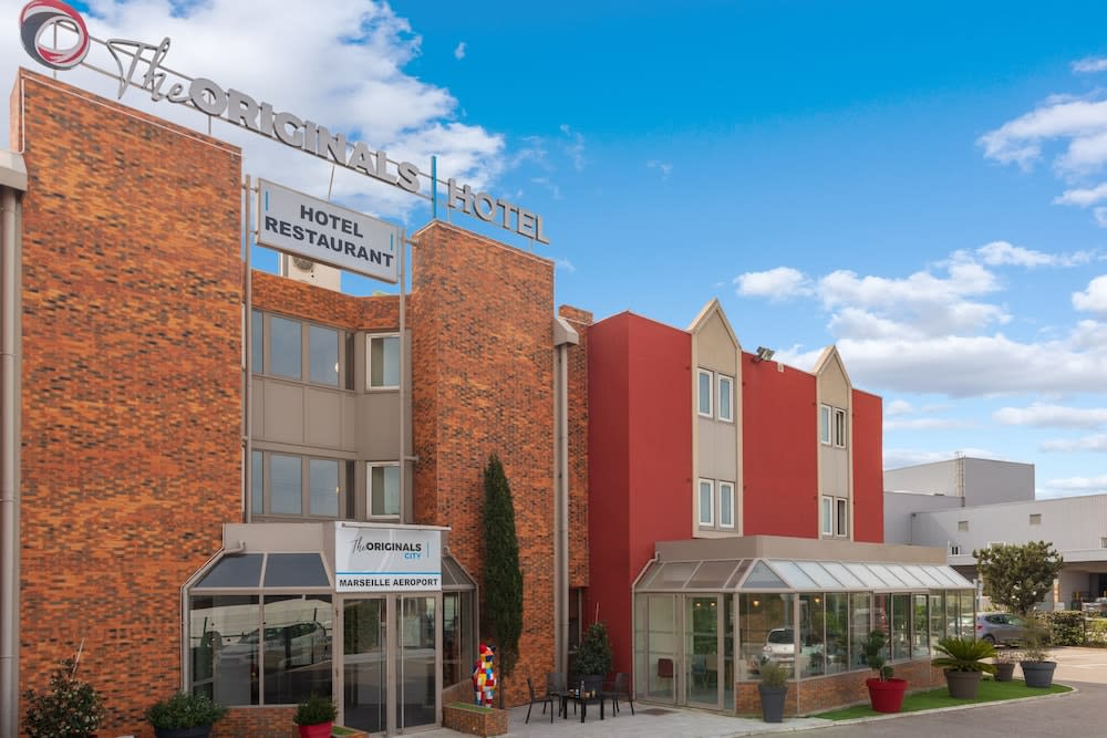 The Originals City Hôtel Marseille Aéroport 1