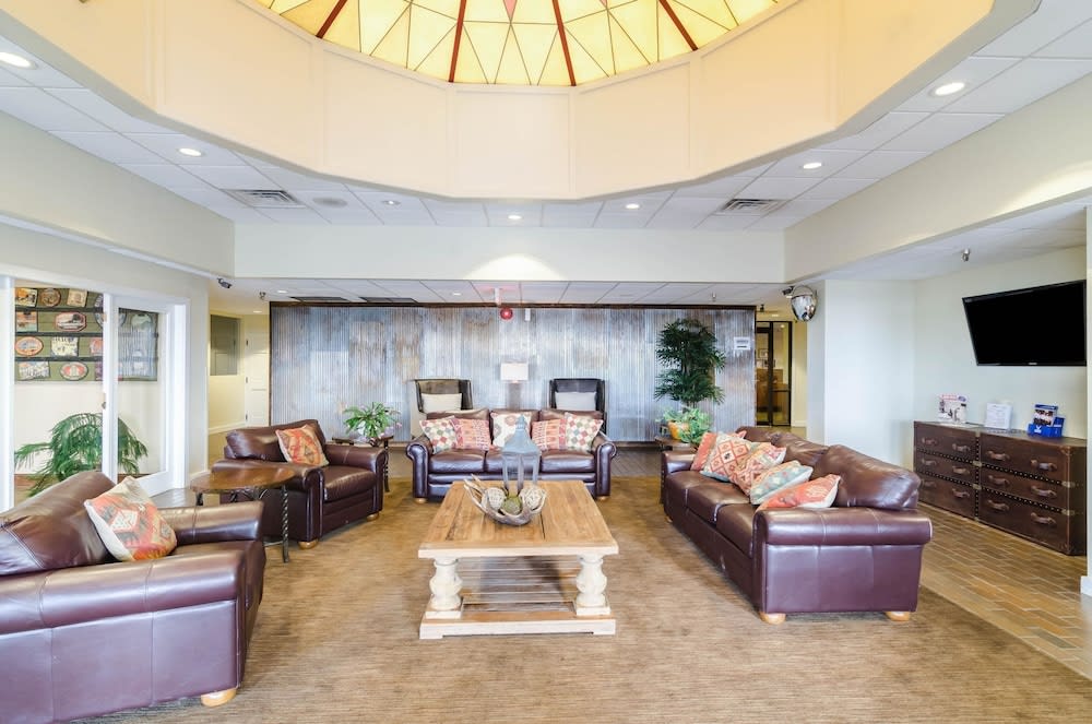 Quality Inn & Suites 3