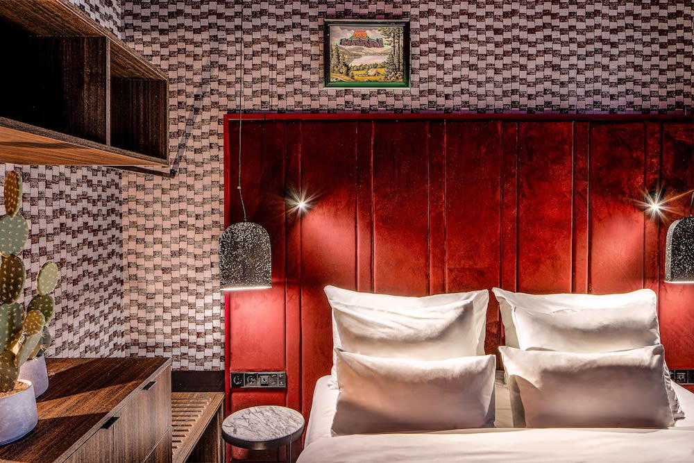 The Highlander Amsterdam 3