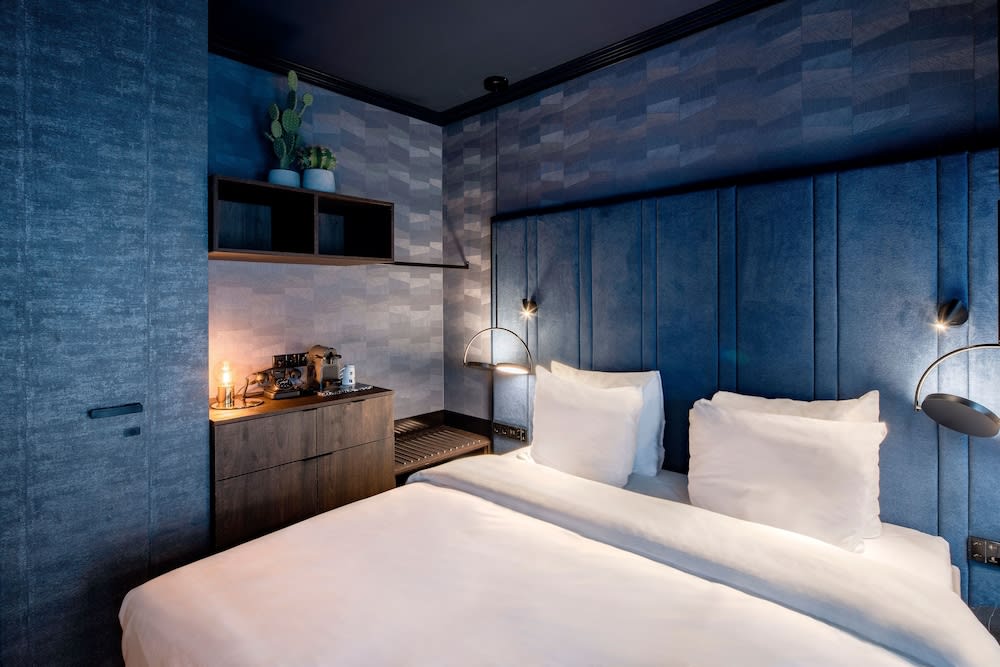 The Highlander Amsterdam 2