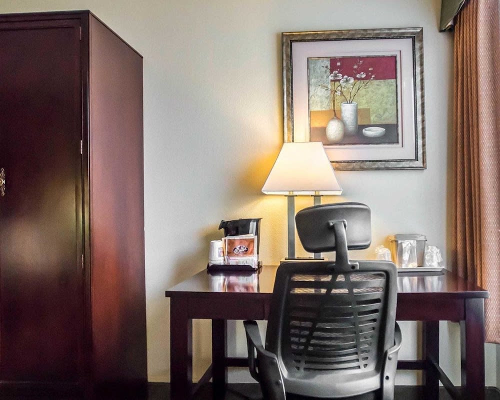 Quality Inn Mill Hall Lamar, Mill Hall Best deals