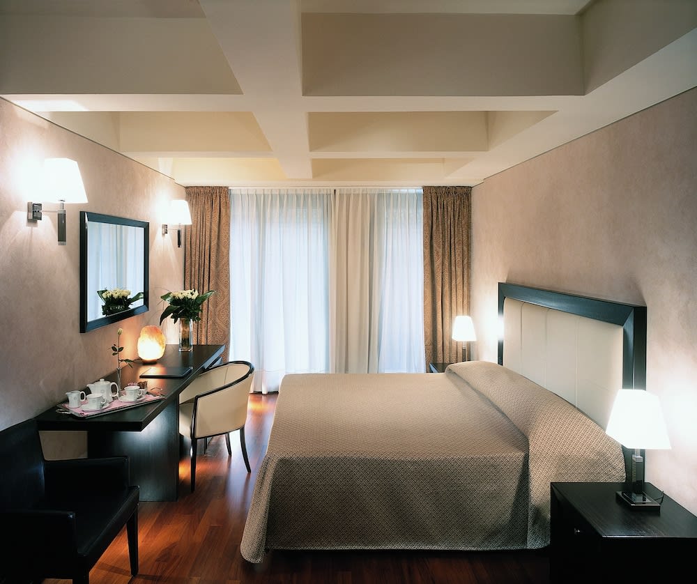 Hotel La Fenice 1