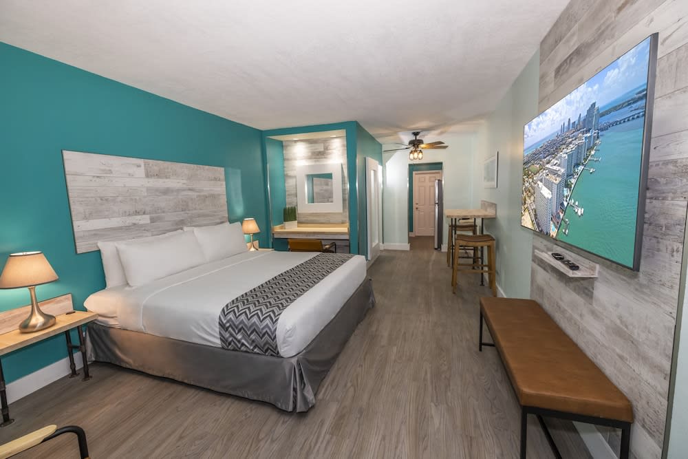 Suites on South Beach 4