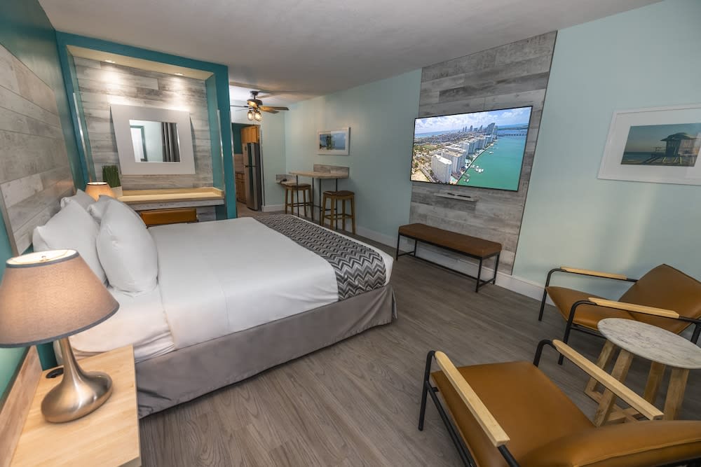 Suites on South Beach 3