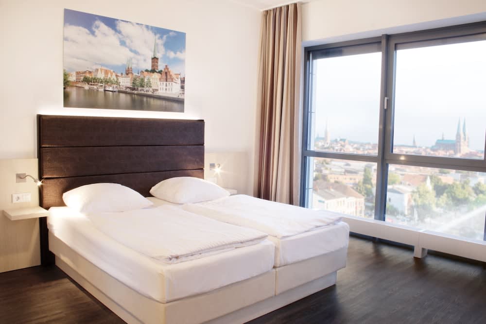 Viva Hotel Lübeck 1