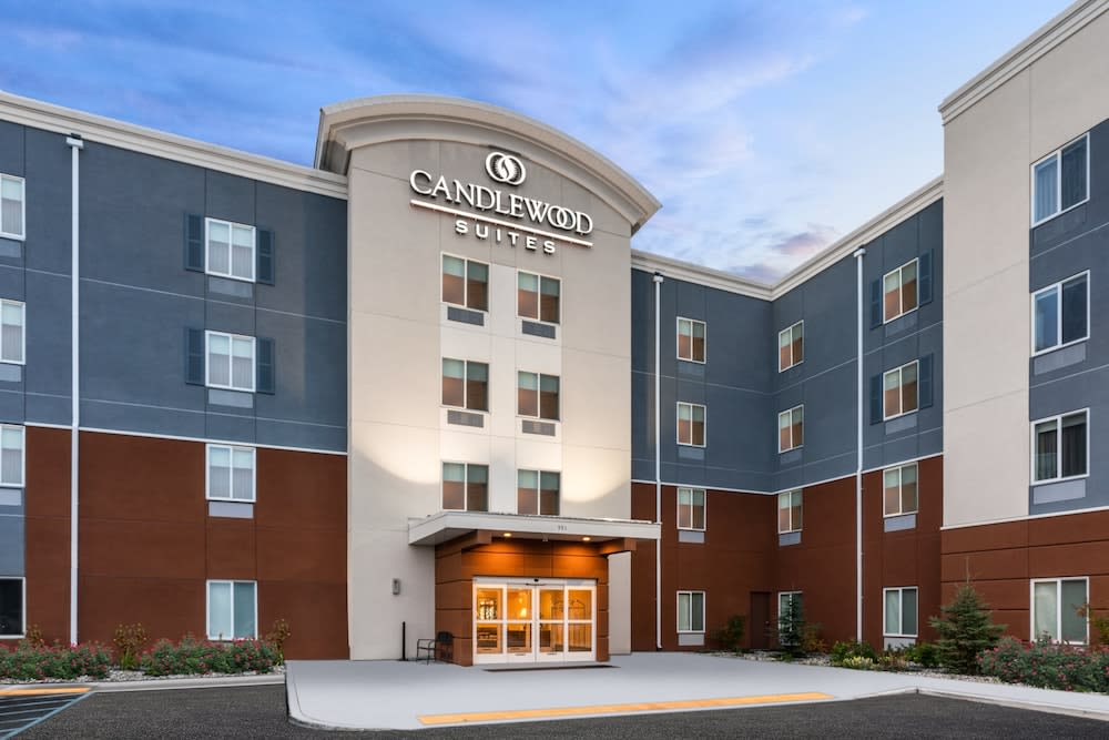 Candlewood Suites FAIRBANKS by IHG 1