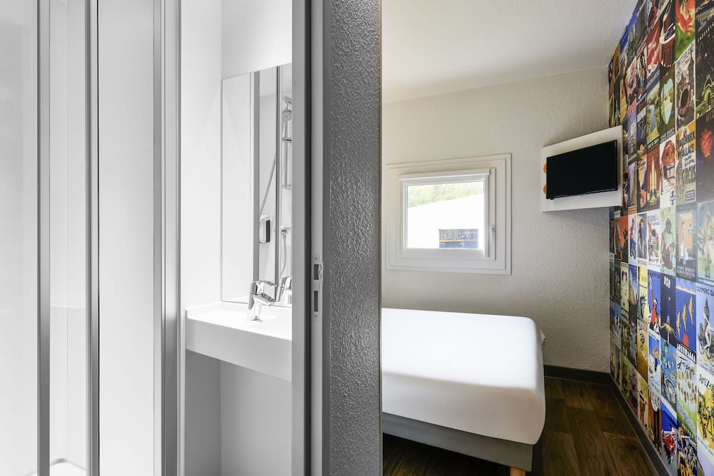 hotelF1 Lille Metropole 4