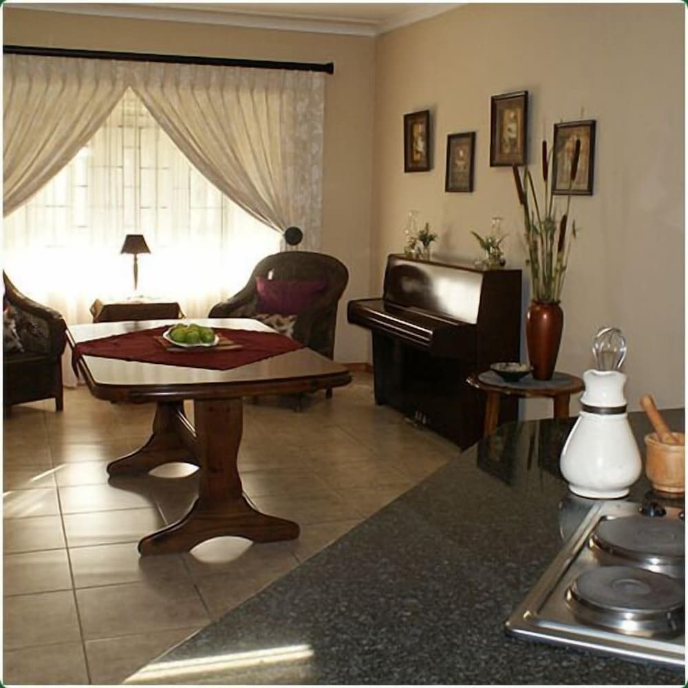 Mountain View Guest House 2