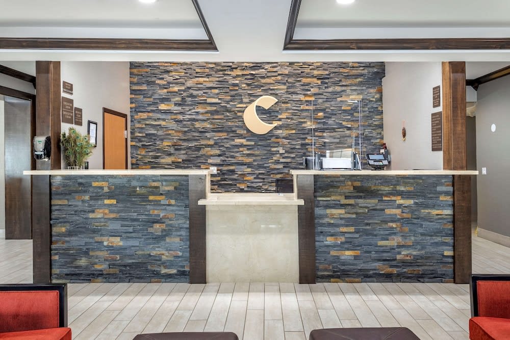 Comfort Inn & Suites North Little Rock JFK Blvd 4