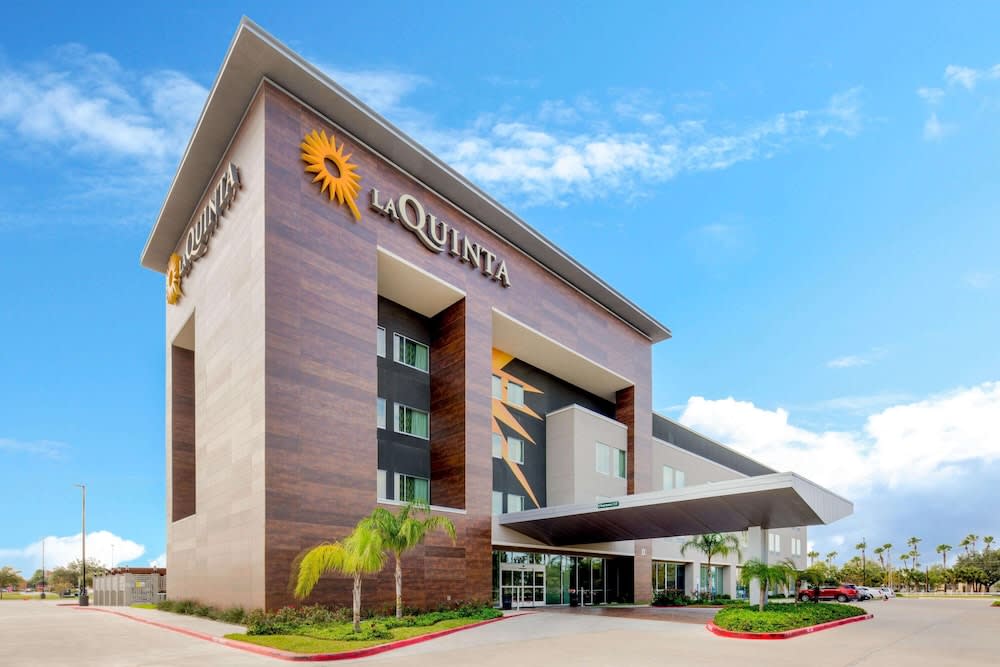 La Quinta by Wyndham McAllen Convention Center 1