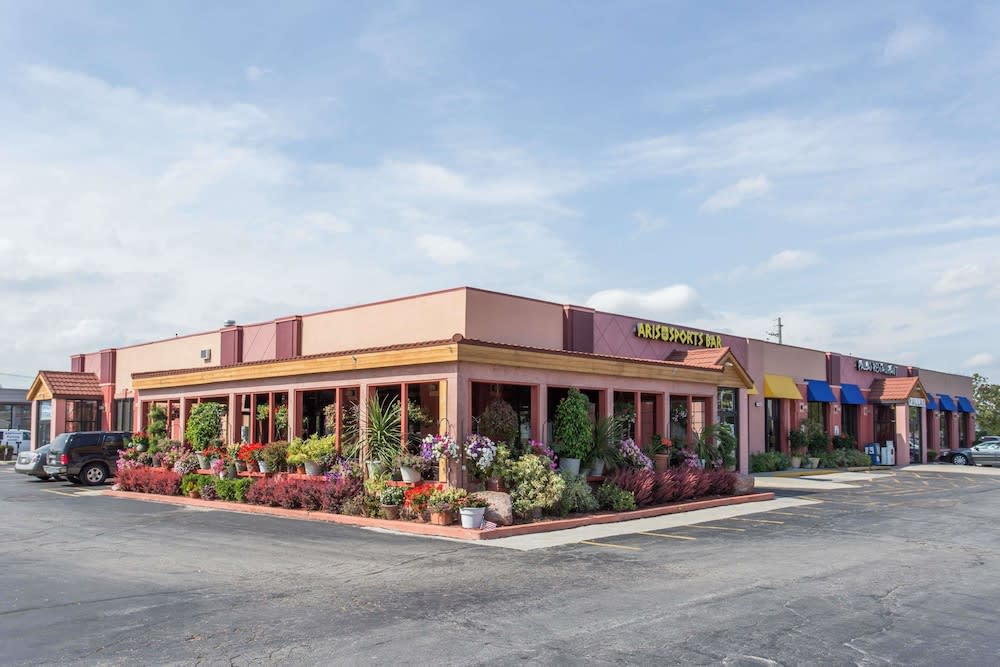 Days Inn by Wyndham West Allis/Milwaukee 1