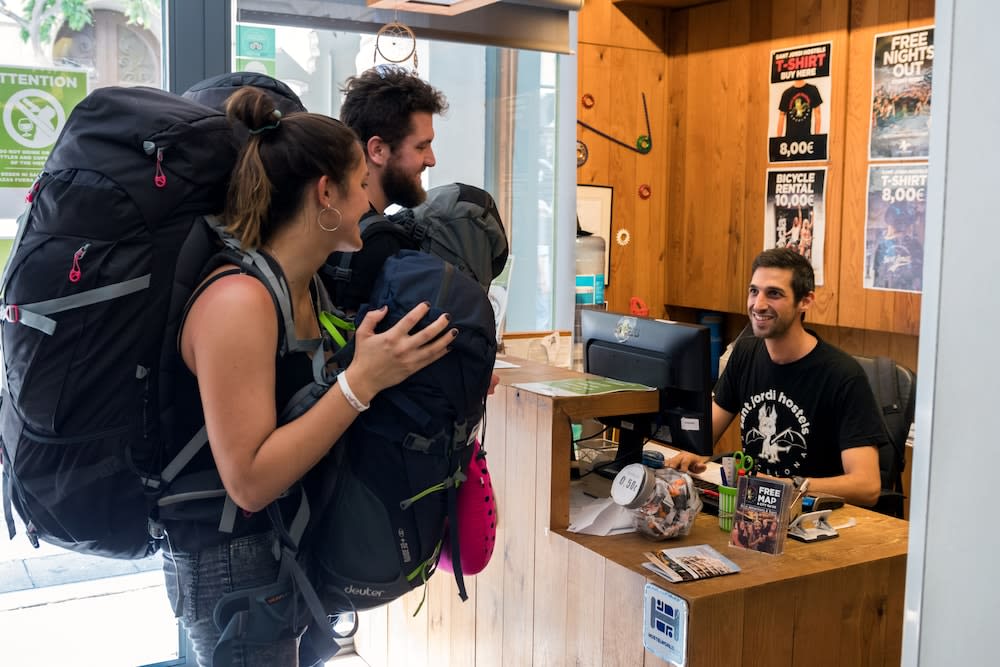 Sant Jordi Hostels Gracia 2
