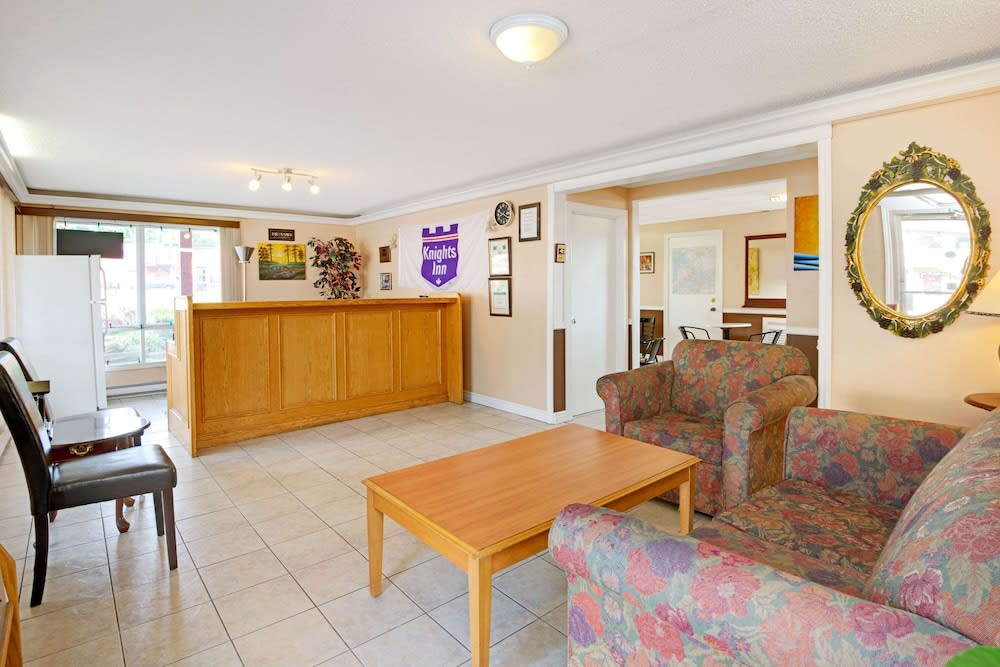 Knights Inn - Park Villa Motel, Midland 2