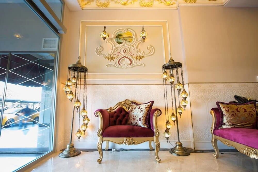 Phosphorion Hotel 2