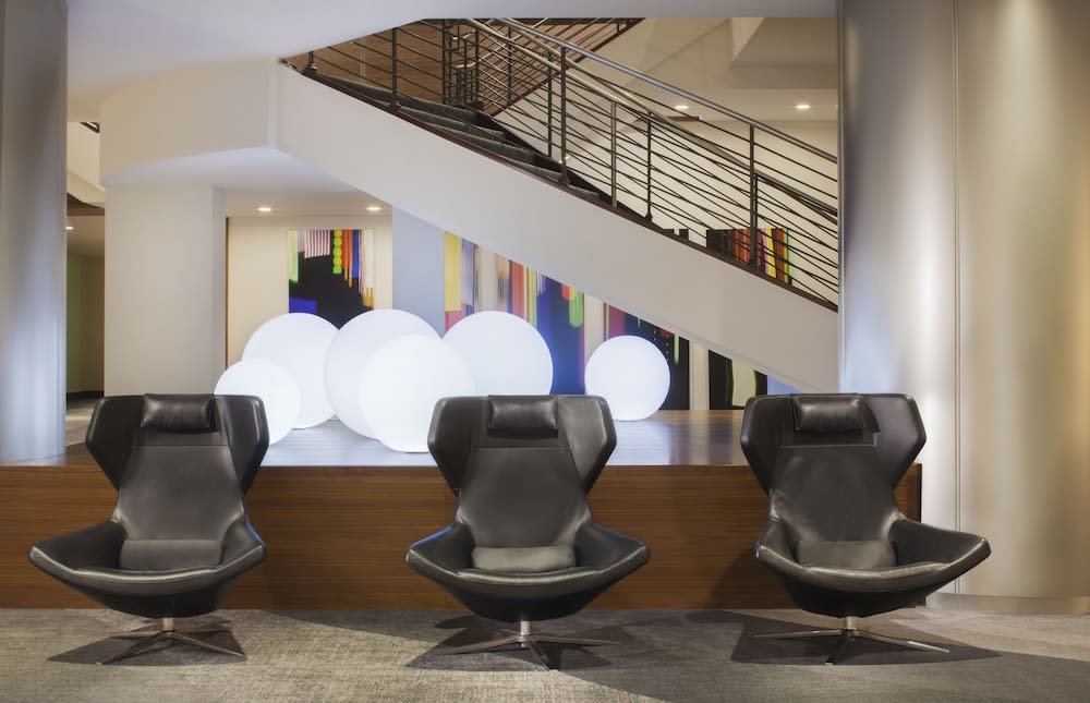 Hyatt Regency Los Angeles International Airport 3