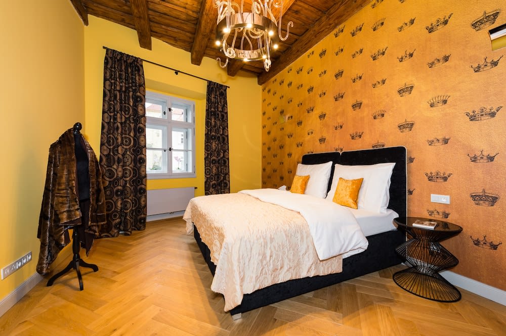 Old Royal Post Boutique Hotel & Premium Suites 5