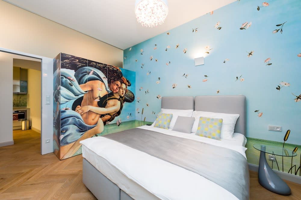 Old Royal Post Boutique Hotel & Premium Suites 2