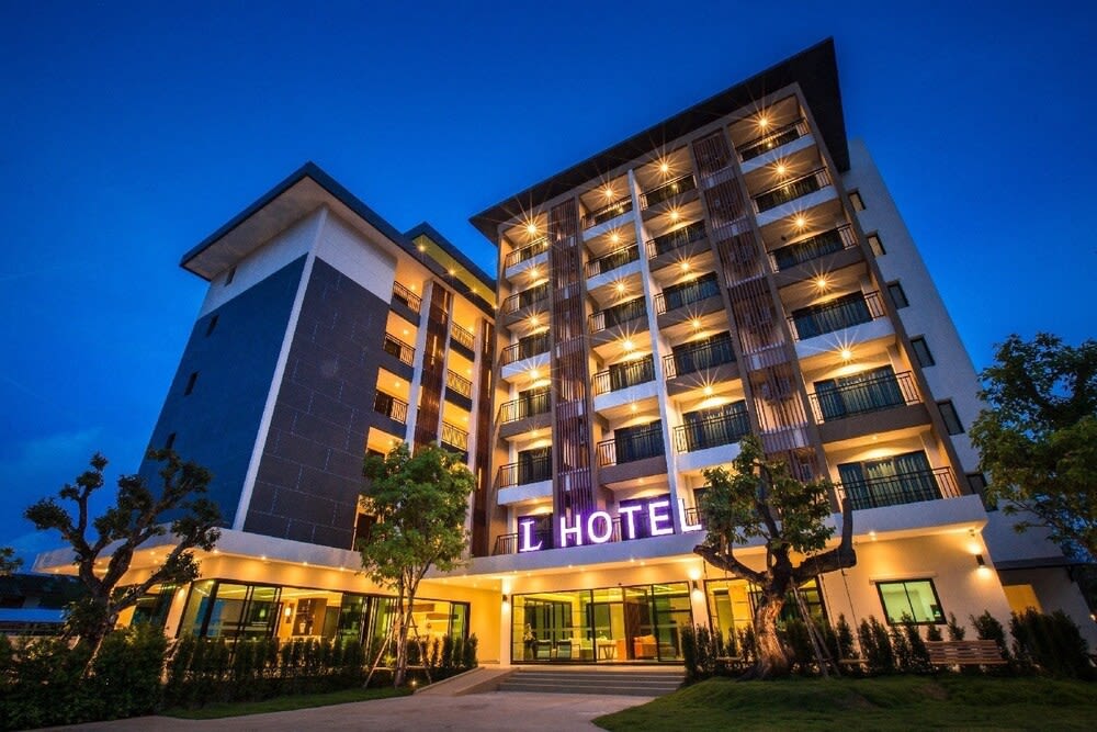 L Hotel 1