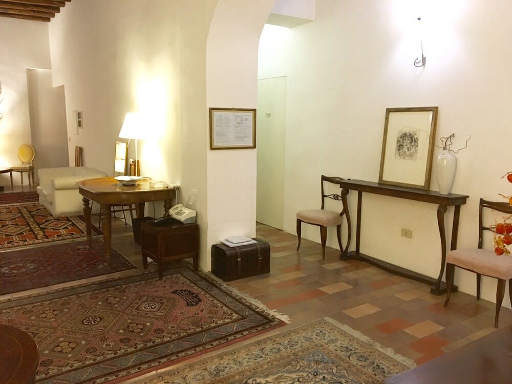 Vicolo del Lupo Guesthouse 2