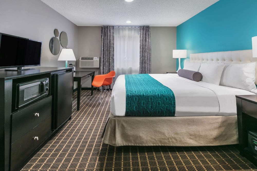 Howard Johnson by Wyndham Near Schlitterbahn 1