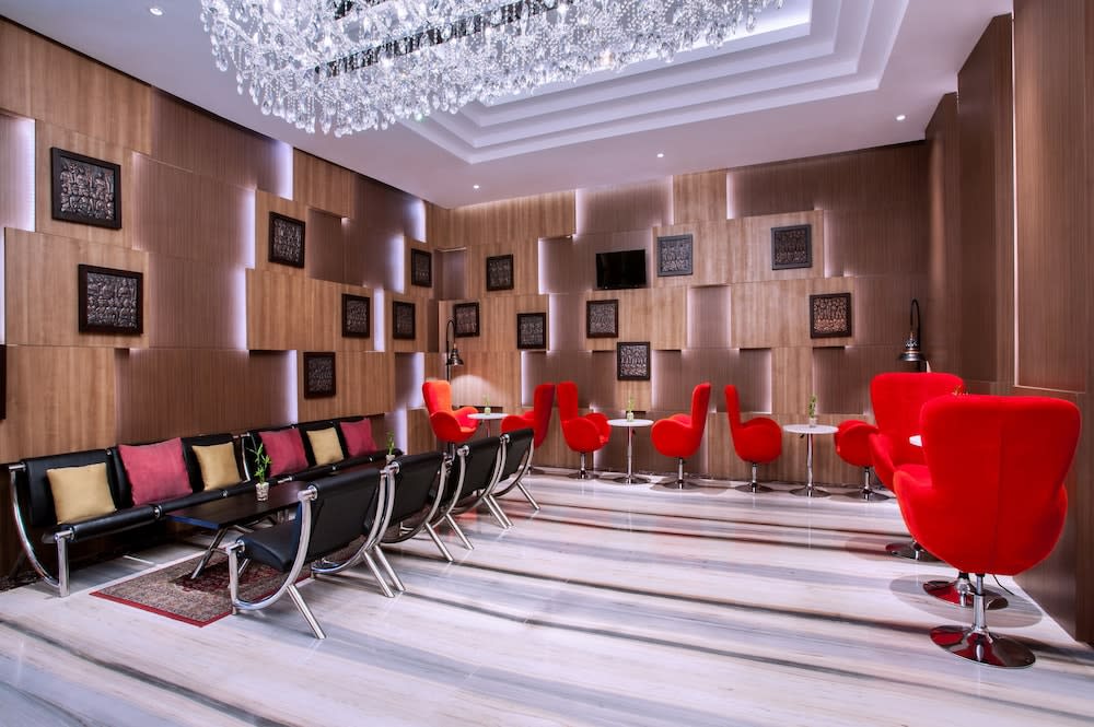 Grand Mercure Yogyakarta Adi Sucipto 3