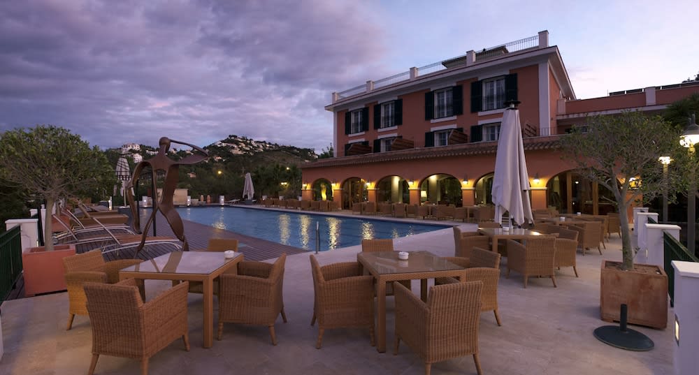 Hotel MR Les Rotes 1