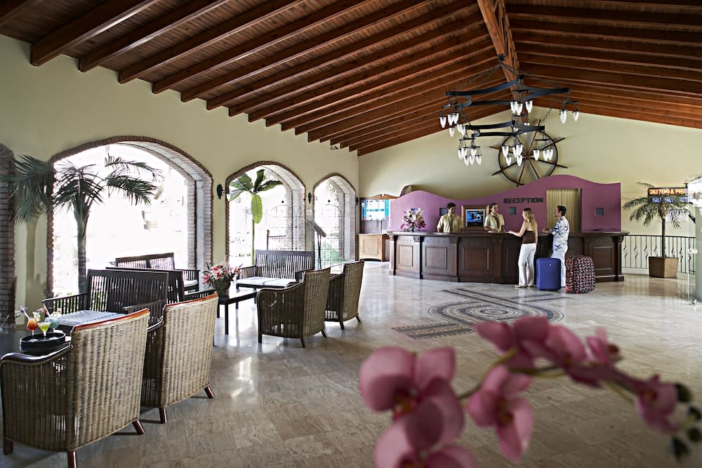 Club Anastasia - Family Hotel 2