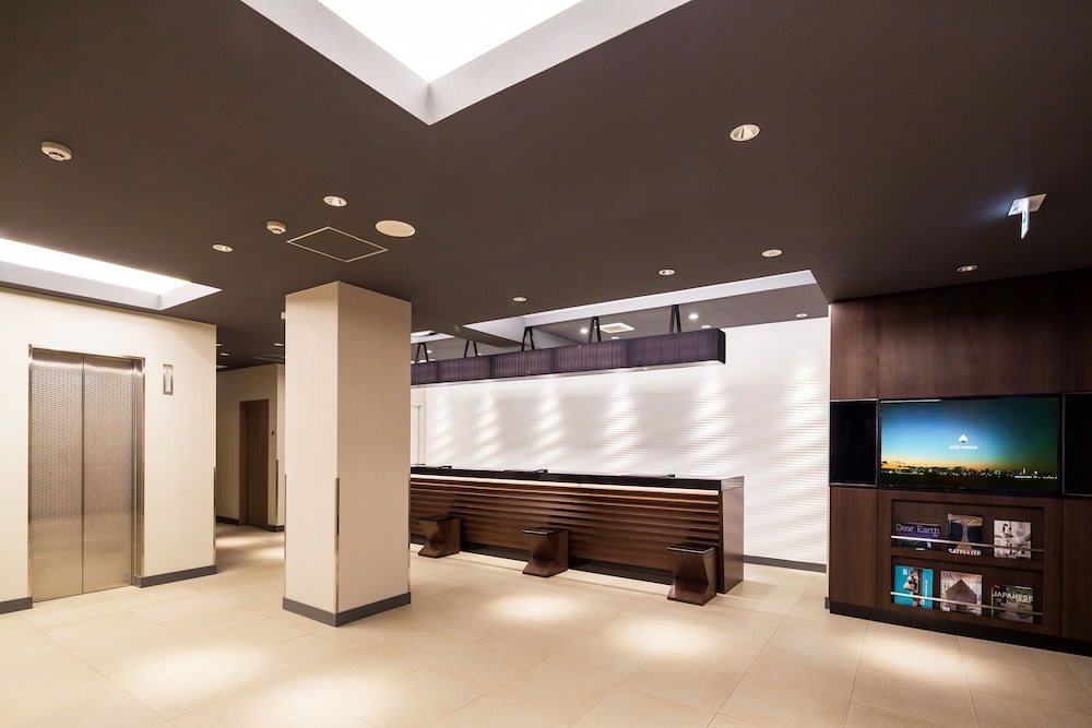 HOTEL MYSTAYS Yokohama Kannai 2