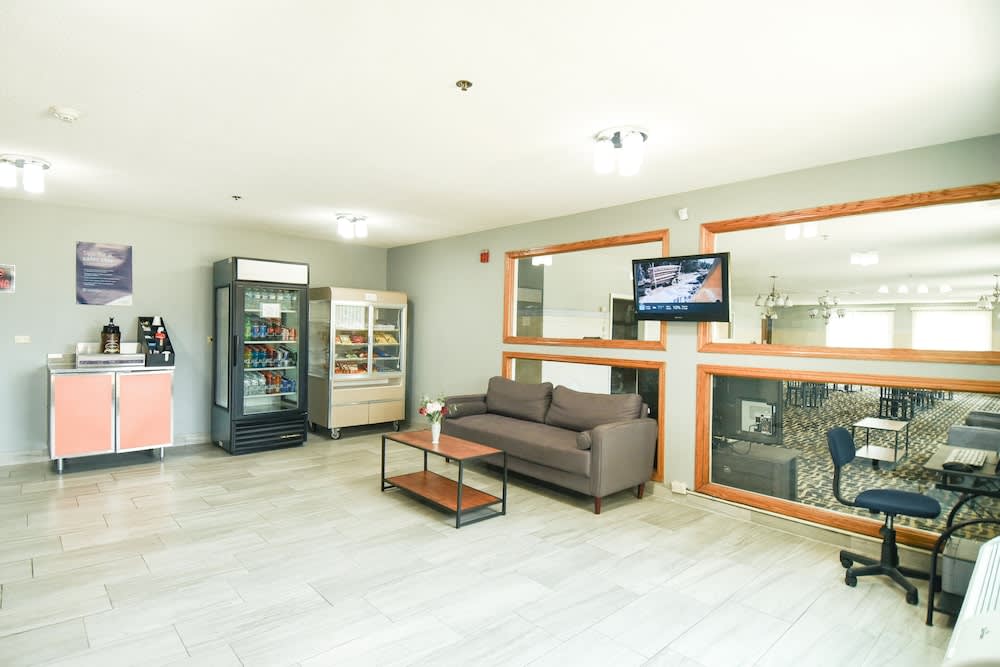 Super 8 by Wyndham McLean/Bloomington SW 5