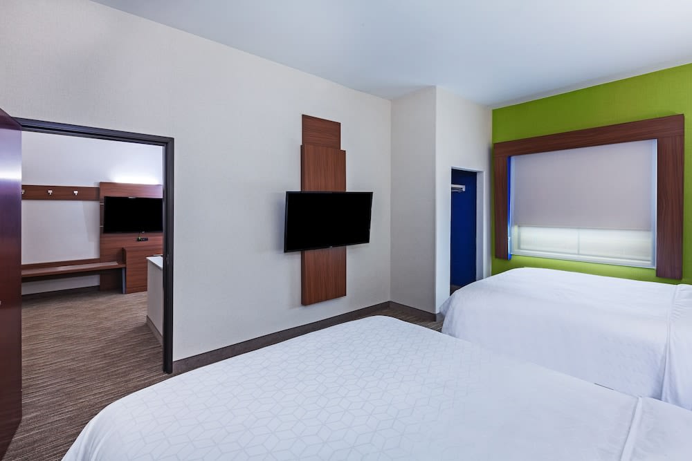 Holiday Inn Express & Suites LONGVIEW SOUTH I-20 by IHG 2