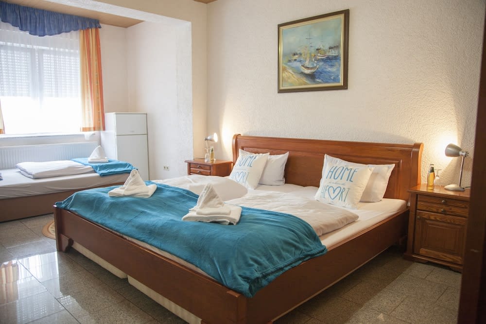 Hotel Atlantis 1